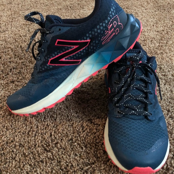 New Balance 690 AT - Picture 6 of 6